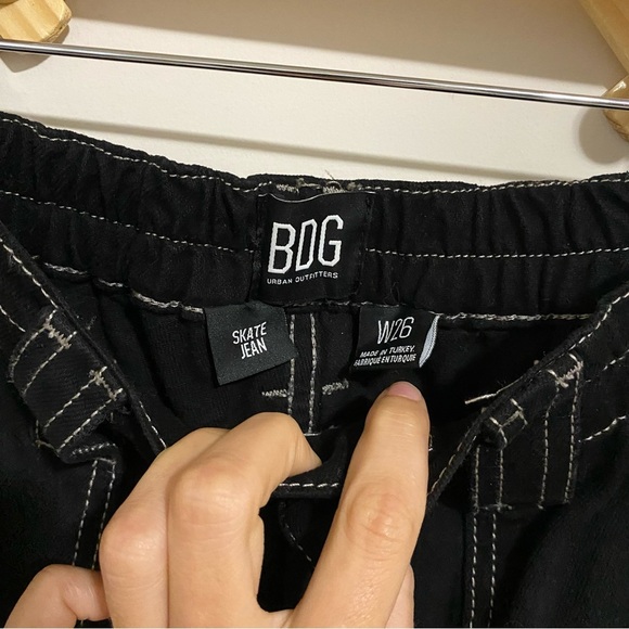 BDG The Skate Jean in Black with White Stitching size 26 - Picture 7 of 10